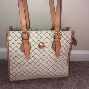Rioni Handbag